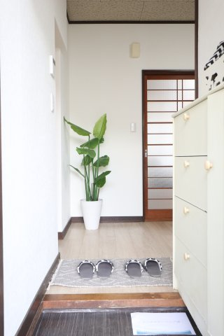 コーポ東原の玄関