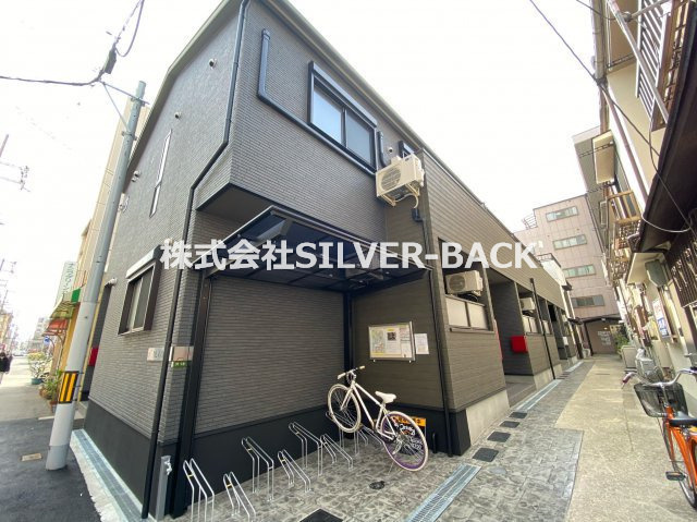 グレイス泉尾のエントランス