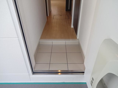 【玄関】 | Ｓ・ひまわり | 玄関