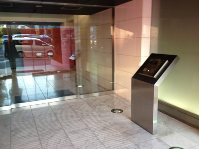 【エントランス】 | 小田急コアロード六本木フロンテ