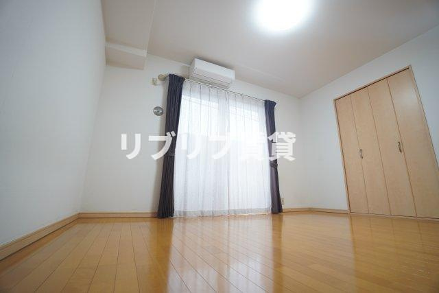 レジデンス寒川の居間・リビング