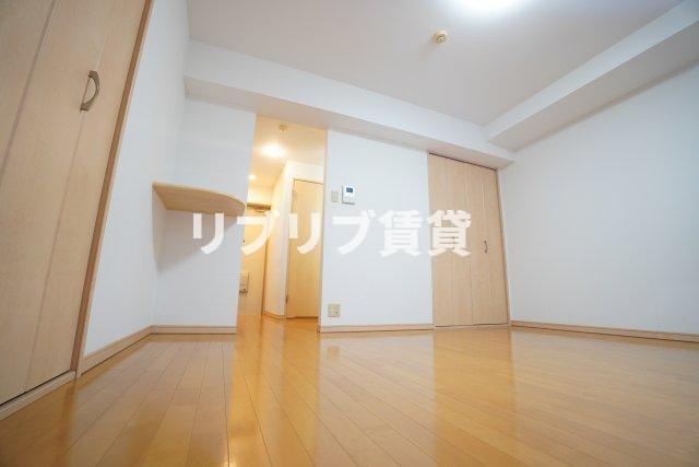 レジデンス寒川の居間・リビング