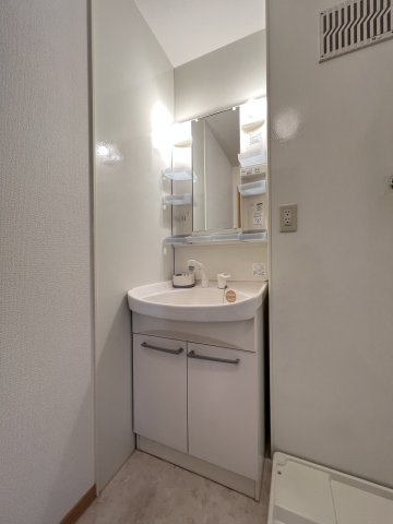 セジュール荒井の独立洗面台|洗髪洗面化粧台