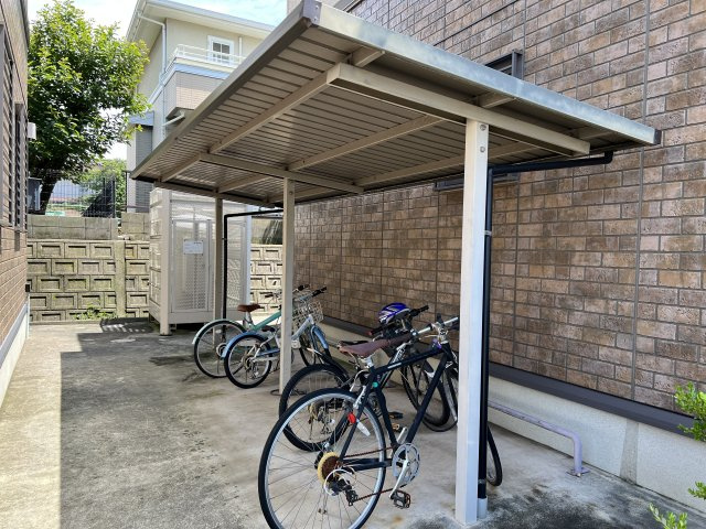 セジュール荒井のその他共用部分|自転車置き場