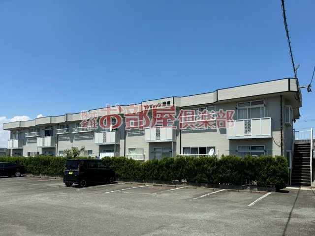 サンビレッジ津福の外観