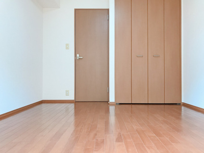 【寝室】 | グランパルク駒場野