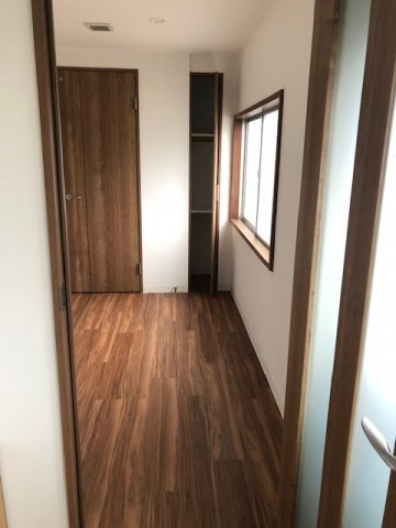 リバーストーンビルの内装