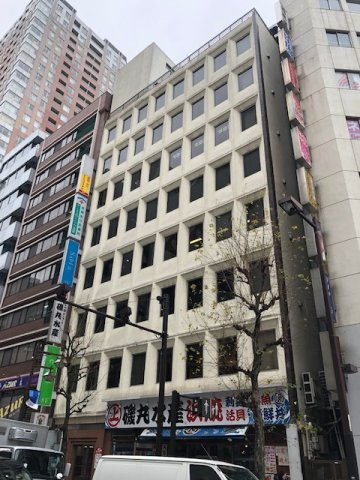 リバーストーンビルの外観