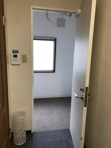 リバーストーンビルの内装