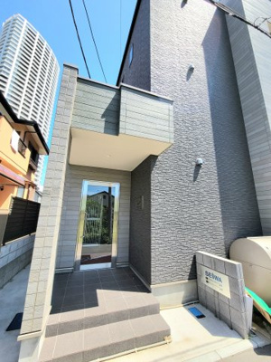 【エントランス】 | クィーンクェshoto