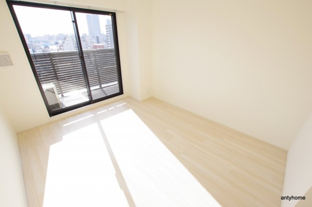 S-RESIDENCE大阪九条North　仲介手数料無料の居間・リビング