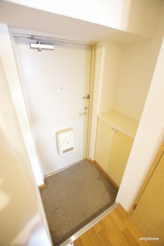 ノルデンハイム新大阪　仲介手数料無料の玄関