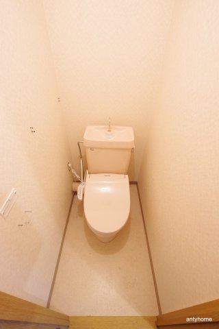 ノルデンハイム新大阪　仲介手数料無料のトイレ