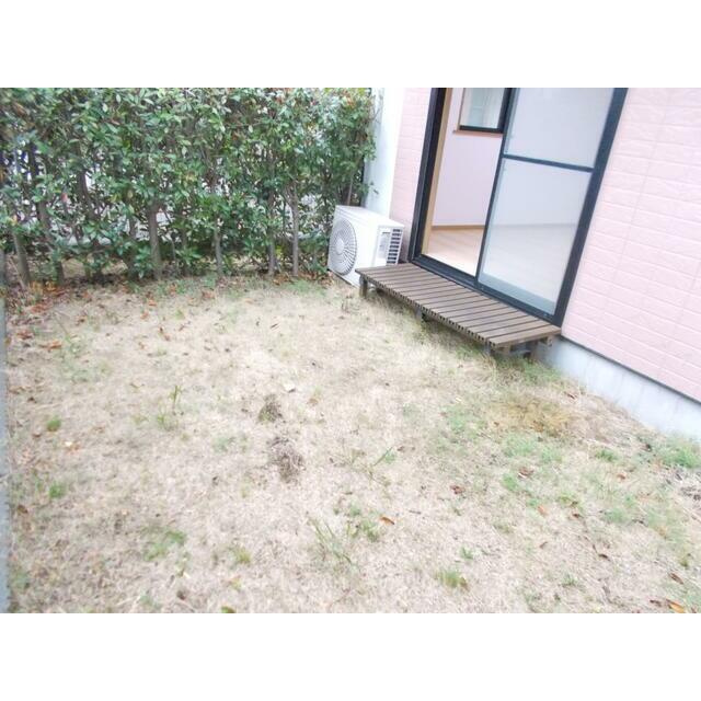 アビタシオンの庭