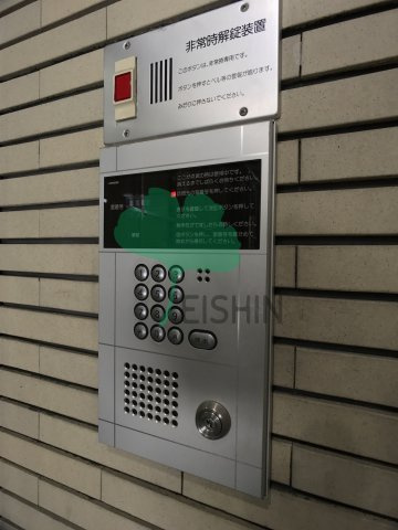 Kビルのエントランス
