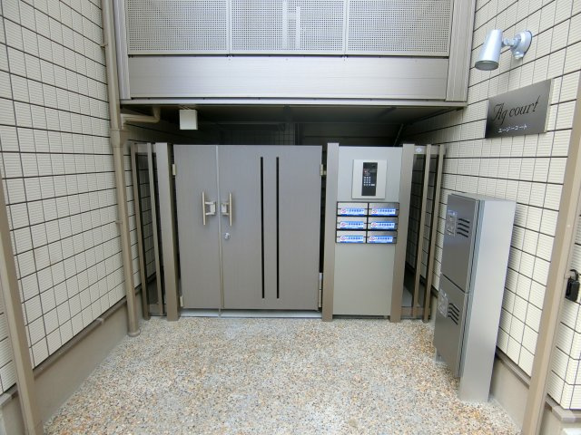 Ag courtのエントランス