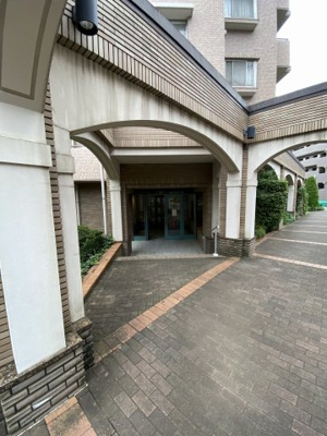【エントランス】 | プラザクレスト横浜上永谷 | エントランス部分です。