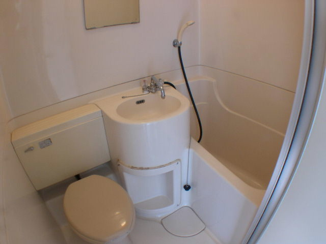 小若江ドミトリーの洗面所