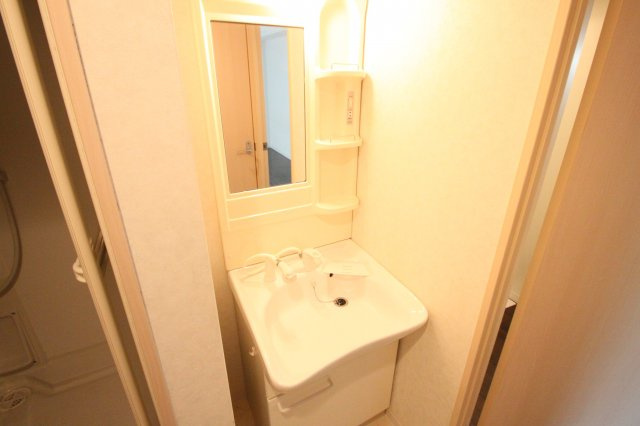 ペントハウス長瀬( 近畿大学 一人暮らし )の独立洗面台