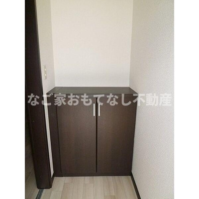 【玄関】 | ファミーユ(Famille)