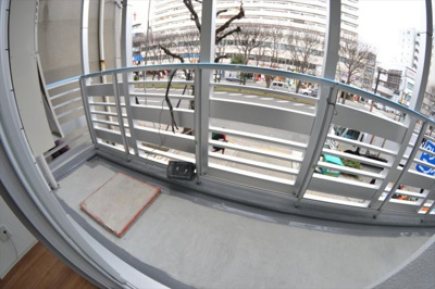 【バルコニー】 | REIOS谷町 | 広々としたバルコニーです