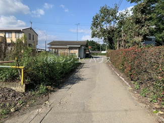 【前面道路含む現地写真】