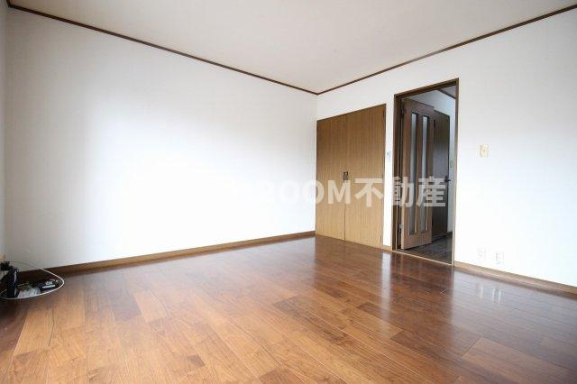 Grace（旧コーポサウス）の居間・リビング