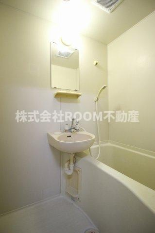 Grace（旧コーポサウス）の浴室