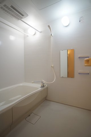 ＣＡＳＡ　ＳＯＬＥの浴室