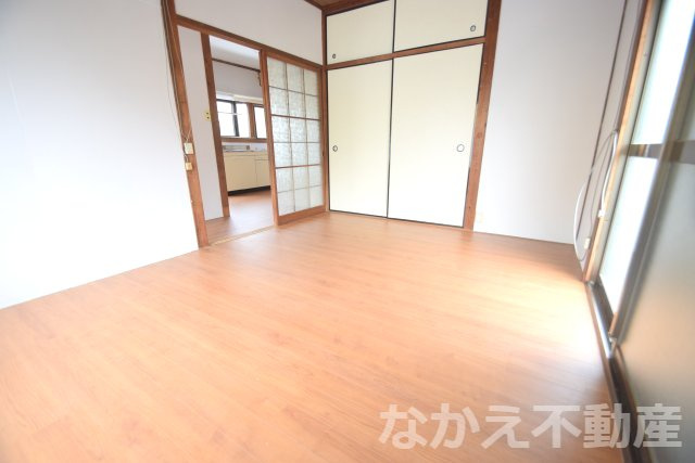 【寝室】