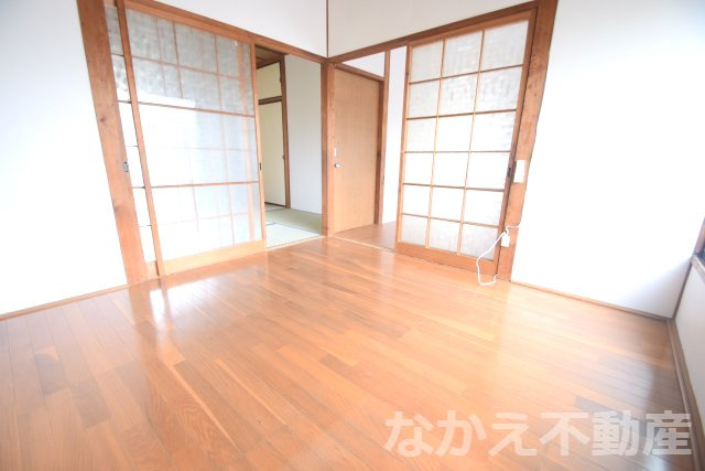 【寝室】