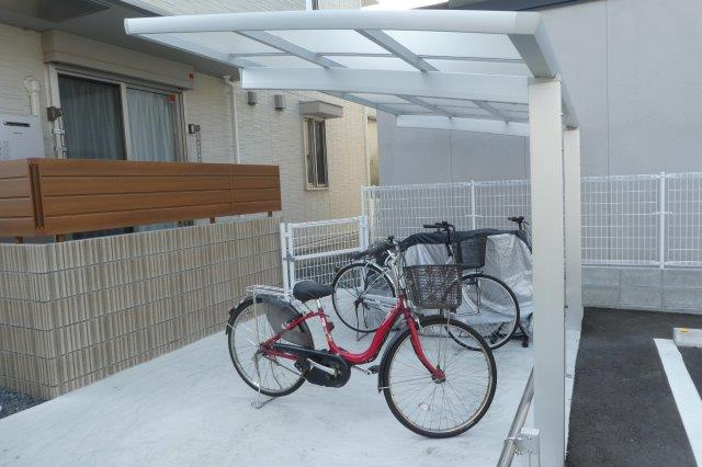 倉敷市日ノ出町１丁目のアパートのその他共用部分|自転車置き場