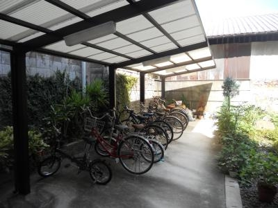 RAVENNA（ラベンナ）の駐車場|駐輪場