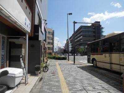 RAVENNA（ラベンナ）の周辺|前面道路