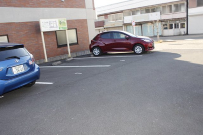 【駐車場】 | イシドウビル
