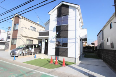 【外観】 | 立川市柏町3丁目/新築戸建 | カースペースも二台対応可能です！！