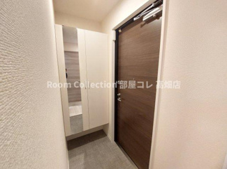 【玄関】 | シュヴァル | ※同物件他部屋写真　色違いの場合有　現状優先