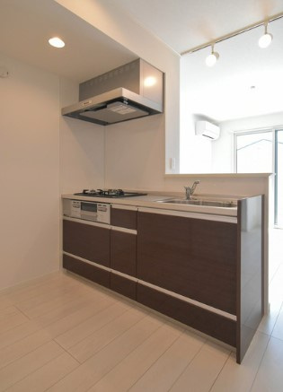 White Stone Ⅲ番館【10,000円キャッシュバック対象物件】のキッチン