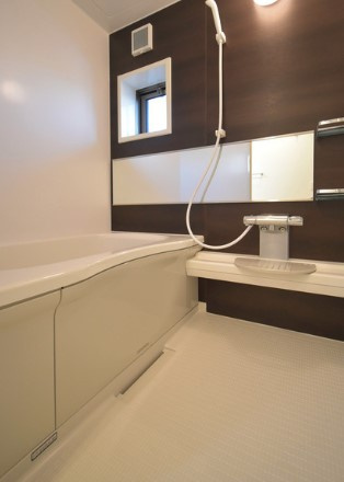 White Stone Ⅲ番館【10,000円キャッシュバック対象物件】の浴室