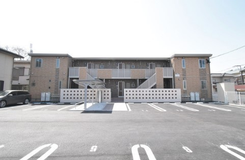 White Stone Ⅲ番館【10,000円キャッシュバック対象物件】の駐車場|駐車場完備です