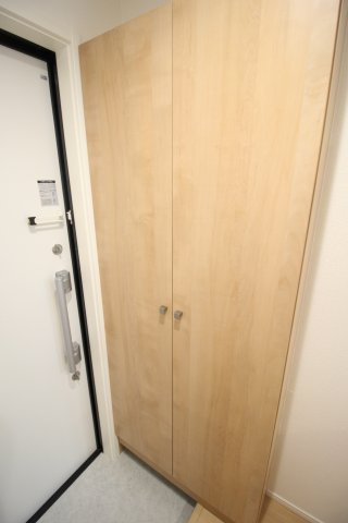 パルトネール日吉Ⅱの玄関