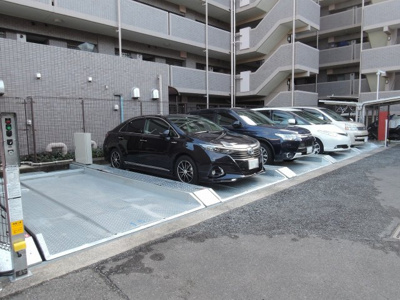 【駐車場】 | ファミール多摩川グランデージ | 機械式駐車場です。