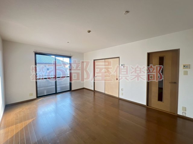 ハイカムール国分の居間・リビング|ゆったりとした居間です