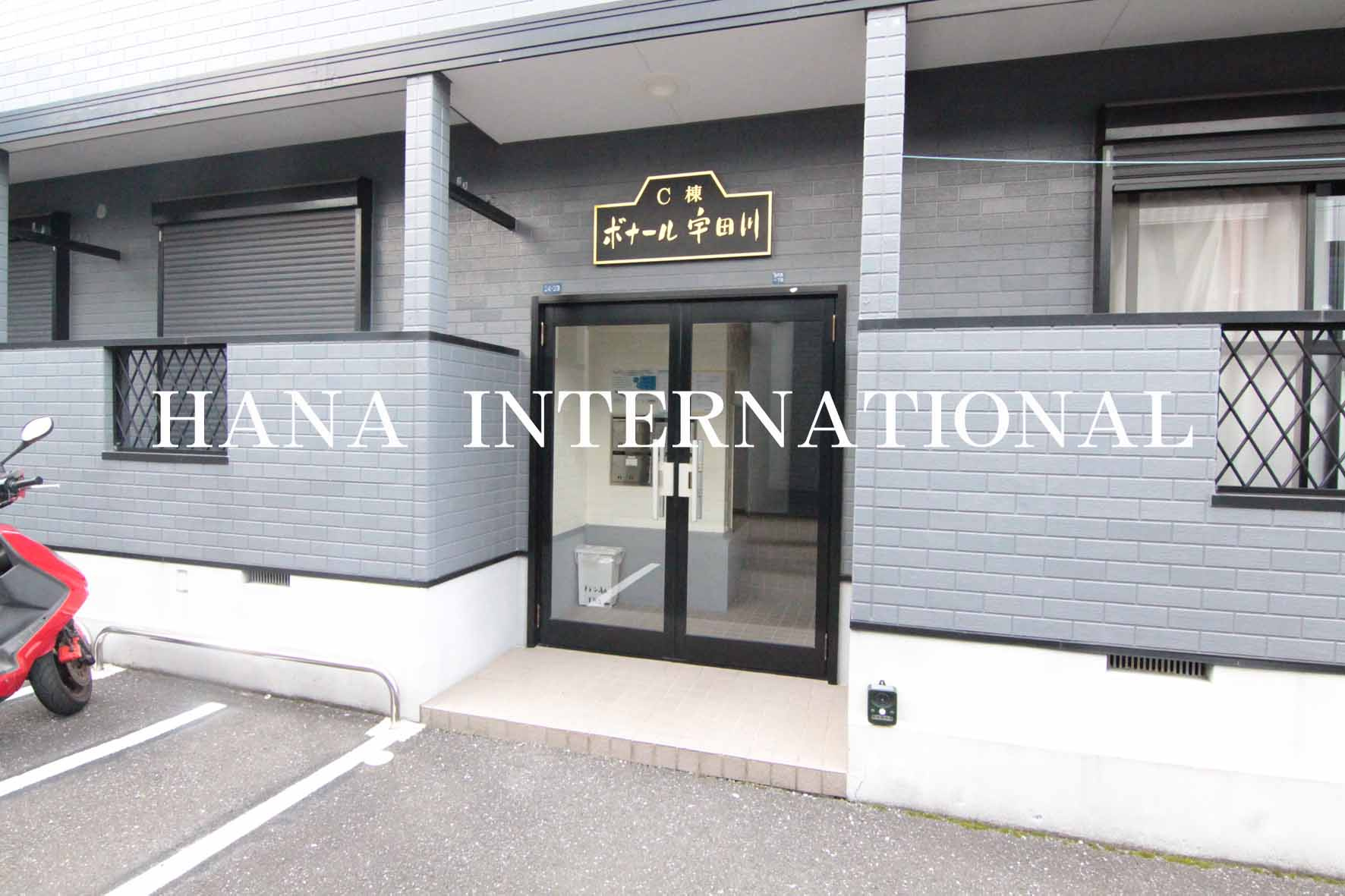  ボナール宇田川A棟 のエントランス