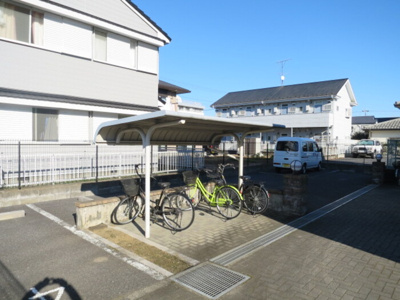 【駐車場】 | ハイカムールＮ | 駐車場