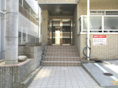 【エントランス】 | シャトラン弓木五番館