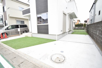 【駐車場】 | 立川市柏町３丁目　３期　新築戸建て　２号棟 | 駐車場２台分。大事なお客様が遊びにいらしても駐車場で困ることはありませんね。