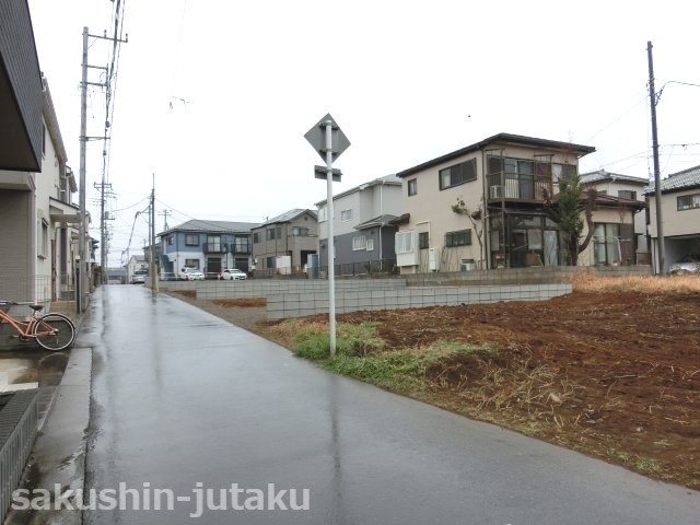 八千代台南３丁目　新築戸建　全５棟　の前面道路含む現地写真|北西側４ｍ公道面