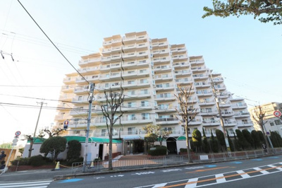 【外観】 | グリーンハウス豊中 | 【現地写真】
SRC造　15階建てマンション♪