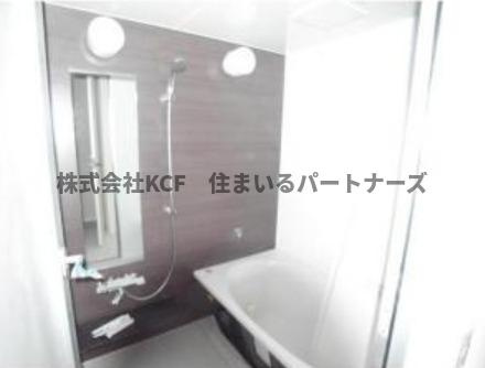 ミカハウスⅢの浴室|日々の疲れを癒すお風呂付です